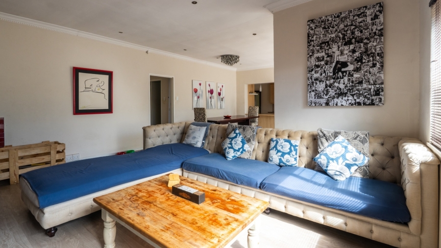 4 Bedroom Property for Sale in De Zoete Inval Western Cape
